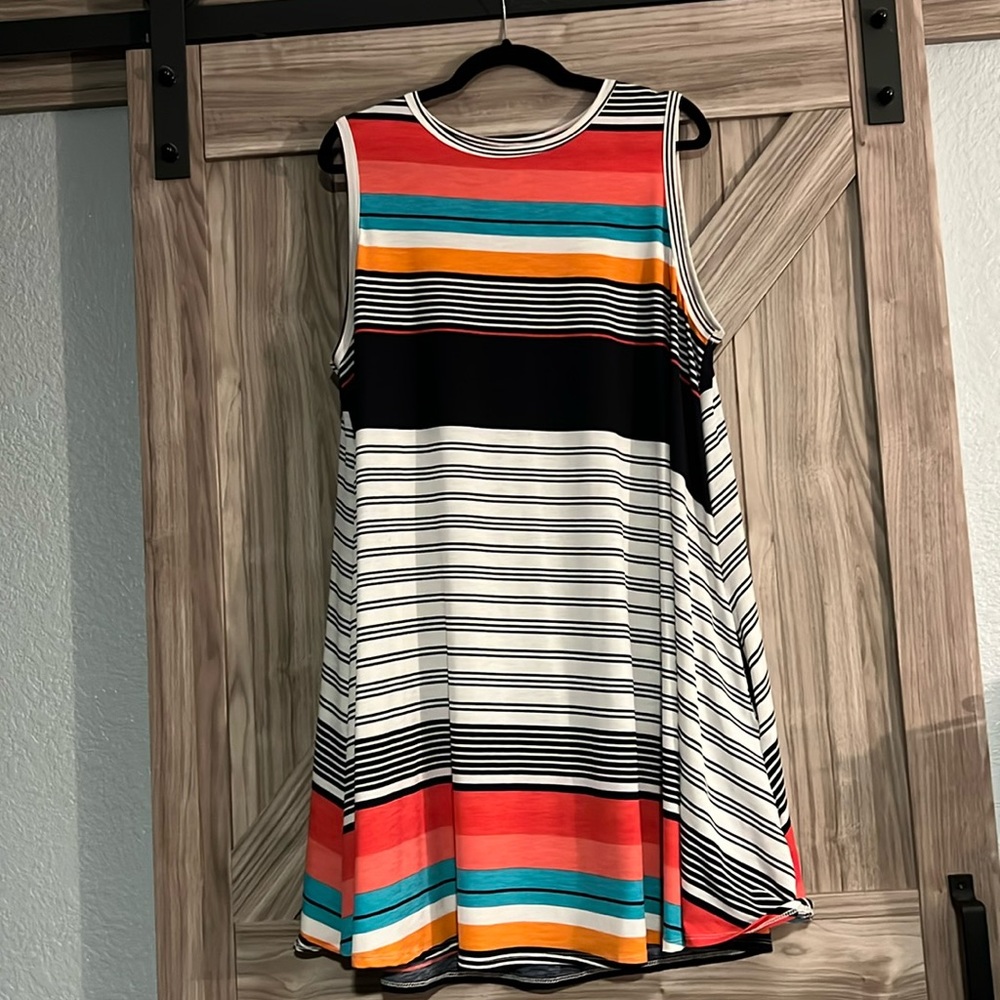 Sleeveless dress